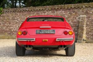 Afbeelding 28/50 van Ferrari 365 GTB/4 Daytona (1973)