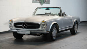 Imagen 4/50 de Mercedes-Benz 230 SL (1964)