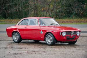 Image 7/31 of Alfa Romeo Giulia Sprint GTA (1966)