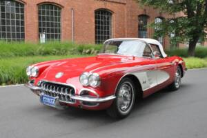 Image 3/21 of Chevrolet Corvette (1959)