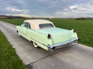Image 3/83 of Cadillac 62 Convertible (1956)