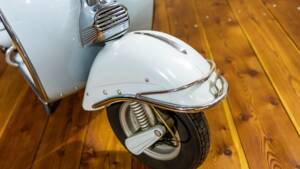 Image 7/14 de Piaggio Vespa 125 (1961)