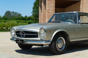 Image 29/50 de Mercedes-Benz 230 SL (1965)