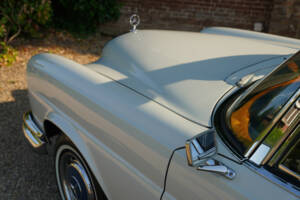 Image 35/50 of Mercedes-Benz 280 SE (1968)