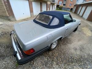 Image 7/8 of Mercedes-Benz 450 SL (1975)