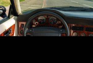 Image 15/26 of Aston Martin Virage Volante (1994)