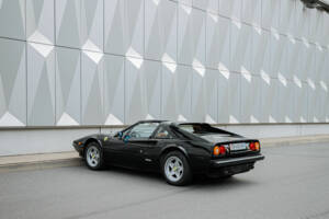 Bild 48/54 von Ferrari 308 GTSi Quattrovalvole (1985)
