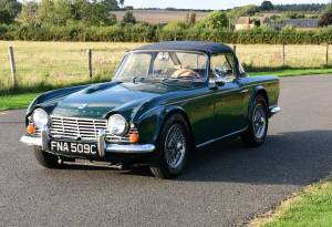 Immagine 4/50 di Triumph TR 4 (1965)