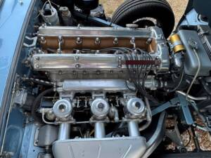 Bild 32/41 von Jaguar E-Type 4.2 (1965)