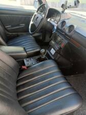 Bild 62/73 von Mercedes-Benz 300 D (1977)