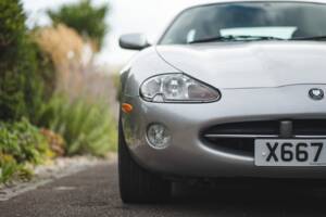 Imagen 9/50 de Jaguar XK8 4.0 (2000)