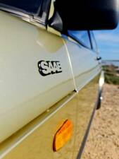 Image 18/50 of Saab 900 (1992)