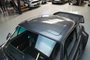 Imagen 48/50 de Porsche 911 Carrera 2 (1990)