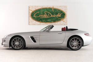 Image 6/48 of Mercedes-Benz SLS AMG Roadster (2012)