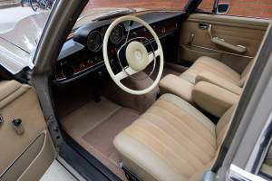 Bild 24/96 von Mercedes-Benz 280 SE (1968)