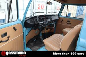 Immagine 8/15 di Volkswagen T2b Camper (1978)