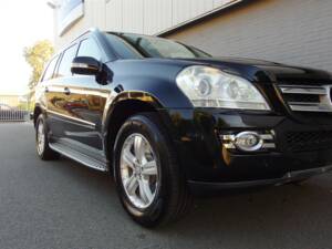 Immagine 13/100 di Mercedes-Benz GL 550 4MATIC (2008)