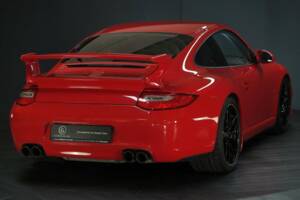 Image 2/50 of Porsche 911 Carrera 4S (2011)