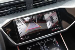 Image 22/40 of Audi RS6 Avant (2019)