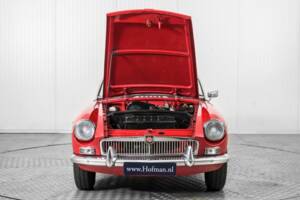 Afbeelding 38/50 van MG MGB (1966)