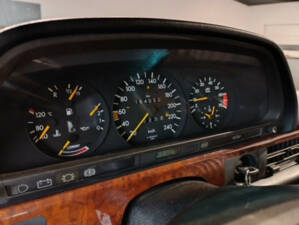Imagen 17/27 de Mercedes-Benz 500 SEL (1986)