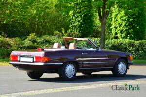 Image 4/50 of Mercedes-Benz 560 SL (1987)