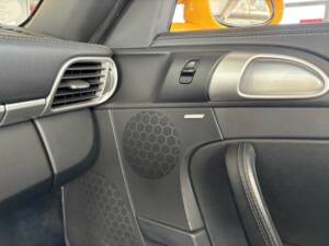 Afbeelding 21/30 van Porsche 911 Carrera S (2005)
