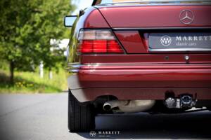 Bild 10/79 von Mercedes-Benz E 220 (1996)