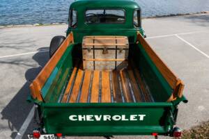 Imagen 63/100 de Chevrolet 3100 ½-ton Stepside (1949)