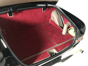 Bild 23/37 von BMW 503 (1956)