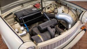 Bild 20/23 von Trabant 601 (1990)