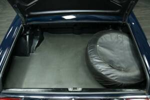 Image 21/30 of Mercedes-Benz 280 SL (1968)