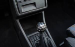 Image 38/48 de Volkswagen Golf Mk II GTi 16V 1.8 (1990)