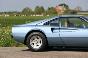 Bild 39/50 von Ferrari 308 GTB (1976)