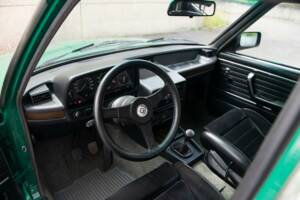 Bild 43/44 von BMW M 535i (1980)