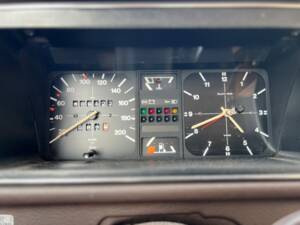 Imagen 9/12 de Volkswagen Golf Mk I 1.1 (1982)