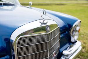 Afbeelding 10/62 van Mercedes-Benz 300 SE (1965)