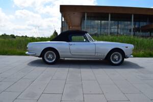 Image 4/18 de Alfa Romeo 2000 Spider (1960)
