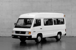 Immagine 1/43 di Mercedes-Benz MB 100 D lang (1993)