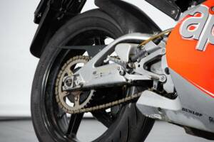 Image 29/50 of Aprilia RS 125 (1999)