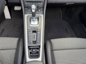 Image 15/29 of Porsche 911 Targa 4S (2015)