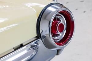 Bild 36/40 von Ford Thunderbird (1962)