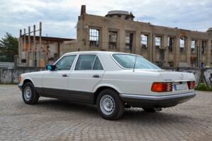 Bild 3/21 von Mercedes-Benz 280 SE (1985)