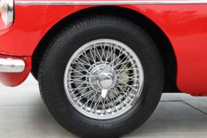Image 35/50 of MG MGB GT (1974)