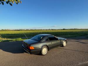 Image 22/49 de Mercedes-Benz 500 SL (1990)
