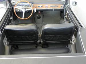 Bild 28/34 von Lancia Flavia 1.8 Iniezione (Vignale) (1966)