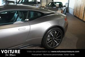 Image 19/29 of Aston Martin DB 11 V12 (2018)