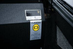 Image 37/43 of Lamborghini Diablo VT 6.0 (2000)