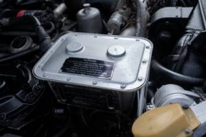 Image 28/50 of Rolls-Royce Silver Shadow I (1976)