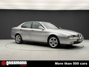 Image 3/15 de Alfa Romeo 166 2.5i V6 24V (2002)